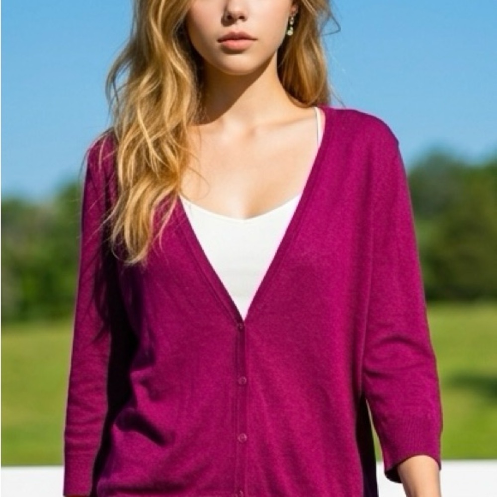 Worthington Magenta V-Neck Button Cardigan Sweater - L